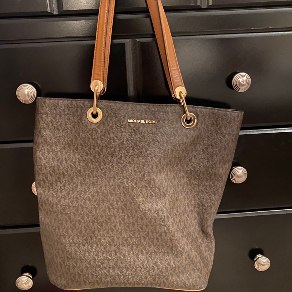 Michael Kors Tote